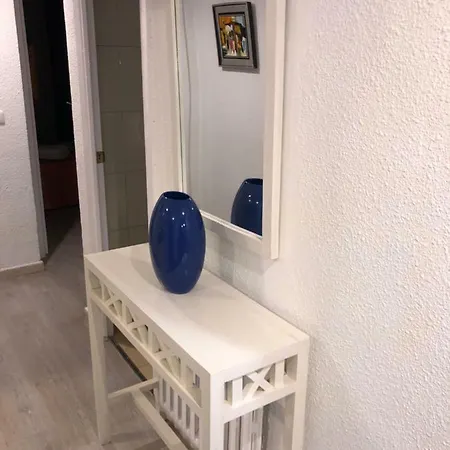 Piso Atares 2 アパート サラゴサ